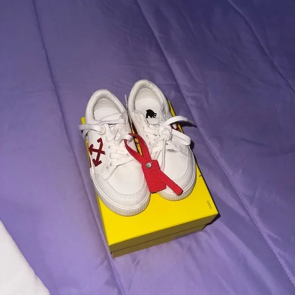 Off white hoodie dress with shoes to match